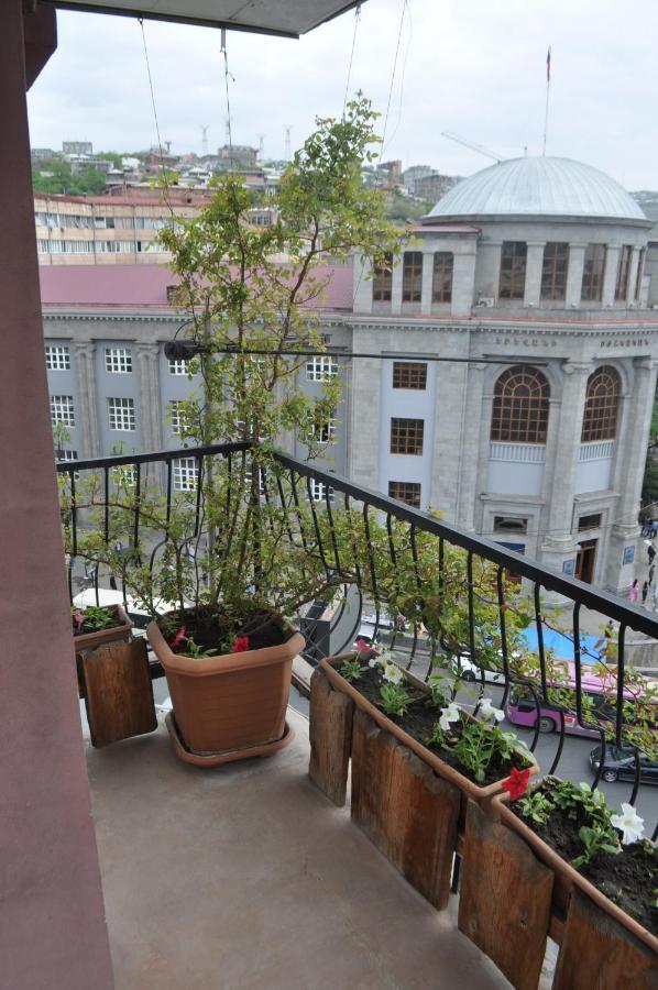Yerevan-Sky With Terrace Esterno foto