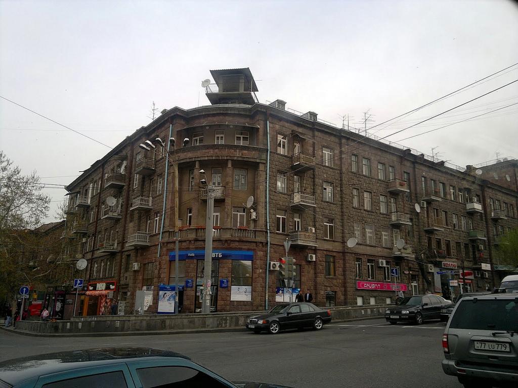 Yerevan-Sky With Terrace Esterno foto